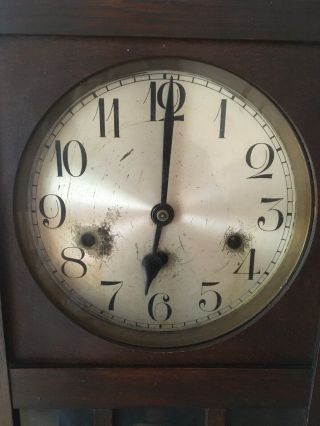 Antique Early 20th Century Oak Wall Clock with Brass Pendulum And Key 2