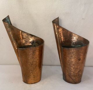 Vtg Pair Hammered Copper Metal Unsigned Art Wall Pocket Planter Vase