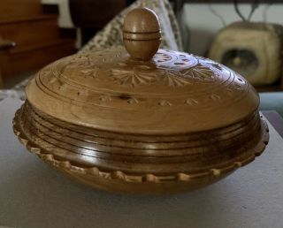 Vintage Wooden Round Hand Carved Lidded Jewelry Trinket Box