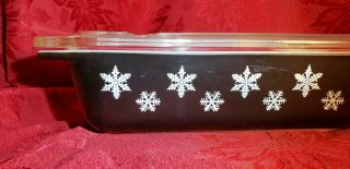 Vintage Rare HTF Pyrex Black And White Snowflake Space Saver with Glass Lid 3