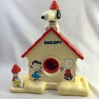 Vintage 1979 Snoopy Sno Cone Machine Snow Cone Maker Shaved Ice Machine Peanuts