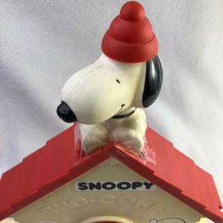 Vintage 1979 Snoopy Sno Cone Machine Snow Cone Maker Shaved Ice Machine Peanuts 2