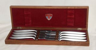 Vintage Set Of 8 Gerber Miming Steak Knives In Walnut Box
