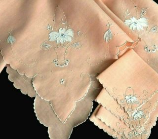 Vintage Madeira Embroidery Linen Tablecloth Tea Cloth 35 " & 4 Napkins Coral Fine