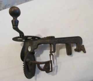 Goodell Turntable Apple Peeler Cast Iron Hand Crank Pat 1898 Antique Vintage