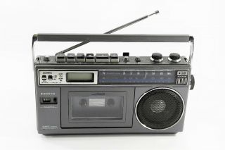 Mini Vintage Radio - Cassette Player/recorder Sanyo M1950af Not