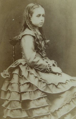 Cdv Post Mortem ? Photo Girl Wearing A Lovely Tiered Ruffled Dress