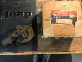 Vintage Jeep Willys Jeepster Wagon Pickup Nos Water Pump 643564 6 - 161 Engine