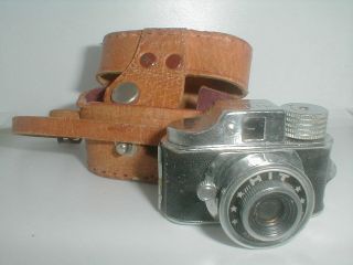 Vintage Hit Miniature Mini Spy Camera W/ Leather Case Functioning Novalty