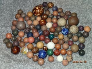 100 Vintage/antique Clay And Bennington Marbles