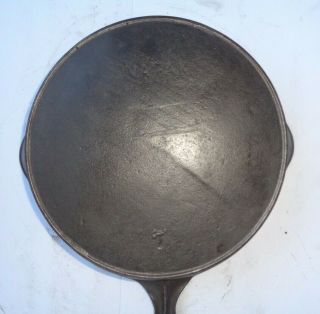 Antique Wapak Cast Iron Skillet No 7 W/outer Heat Ring.  Straight Line Logo C1915