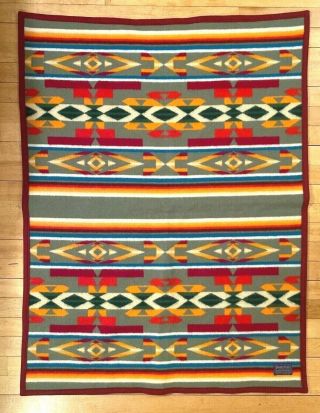 Vtg 34.  5 X 46 Pendleton Beaver State Robes Shawls Wool Camp Trade Lap Blanket