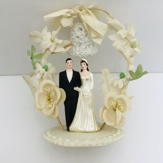 Wedding Cake Topper 1940s Bride & Groom Chalkware Bell & Silk Flowers Vintage