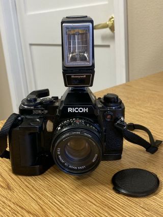 Vintage Ricoh Xr - P 35mm Film Camera W/ Rikenon 1:1.  7 50mm Lens & Honeywell Flash