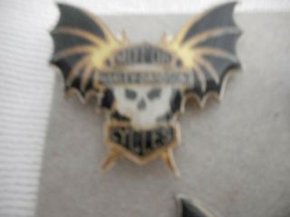 Vintage Harley Davidson Motorcycles Jacket Vest Bat Wing Skull Pin Pinback