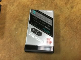 Vintage Sony Walkman Wm - F100 Fm/am Stereo Cassette Player