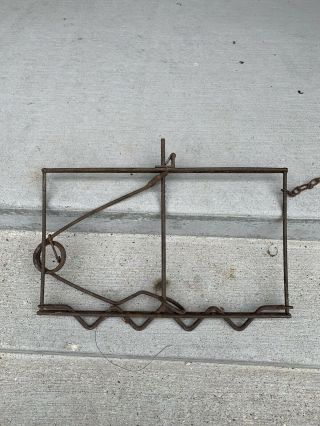 Vintage Hunting Trap Connibear Body Gripping Trap