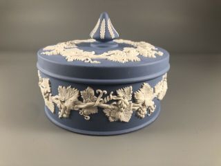 Wedgwood Blue Jasperware Round Bowl W Lid Trinket Vanity Dish Vintage Blue