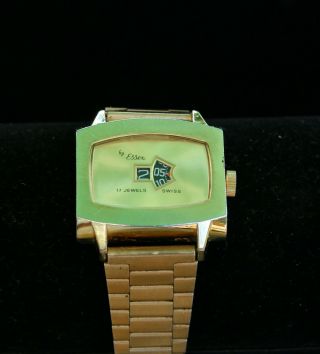 Vintage Essex 17 Jewel Digital Jump Hour Mechanical Watch
