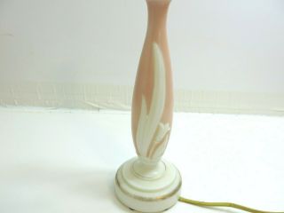 VINTAGE ALADDIN ALACITE MID CENTURY PINK / WHITE TABLE LAMP LILY FLOWER 2