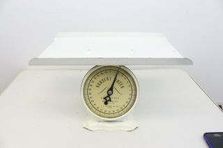 Vintage Nursery Queen Baby Scale 30 Lb White A.  R.  Lite Mfg Co Montreal Canada