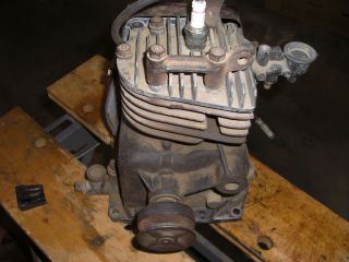 Antique Briggs And Stratton Model WI Vintage Small Engine 3