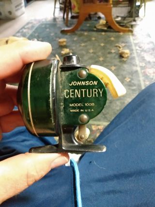 Vintage Johnson Century Model 100b Fishing Reel