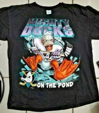 Vintage Salem Sportswear Mighty Ducks On The Pond Disney T - Shirt L Usa