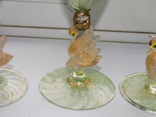 3 X VINTAGE VENETIAN AVENTURINE / GREEN GLASS STEM GLASSES WITH SWAN STEMS 3