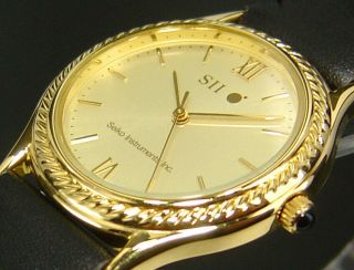 Seiko Instruments Sii Quartz Vintage Unisex Gold Color Dress Watch Reloj