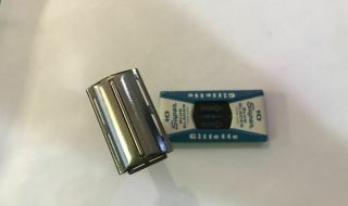 Vintage Razor - - Gillette Fat Boy Razor {F - 4} with Blue Blade Dispenser 2