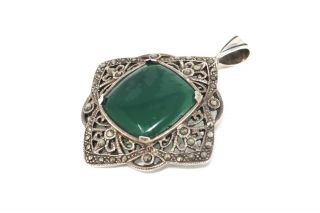 A Vintage Sterling Silver 925 Green Glass & Marcasite Pendant 22472
