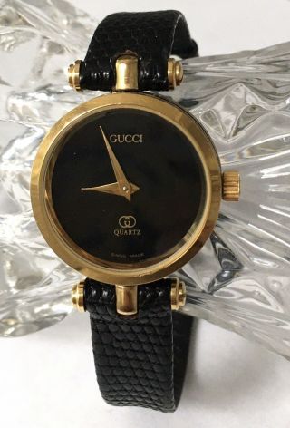 Vintage Gucci Ladies Wristwatch Watch Black Gold Swiss Made Quartz Lizard Band