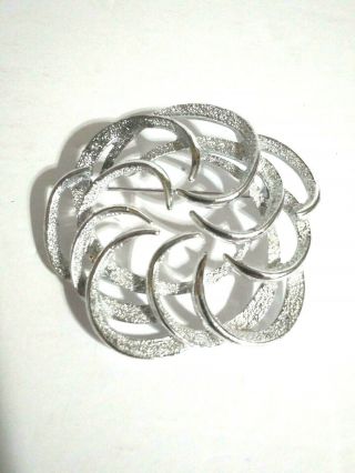 Vintage Sarah Coventry Tailored Swirl Silver Tone Brooch Pin Signed