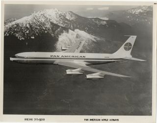Large Vintage Photo - Pan American B707 N762pa In - Flight