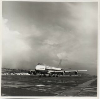 Large Vintage Photo - Northwest Orient Boeing 747 N601us In - Flight