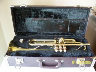 Yamaha Ytr - 232 Vintage Trumpet With Case - Japan - 2 Keys Stuck & Loss Of Finish