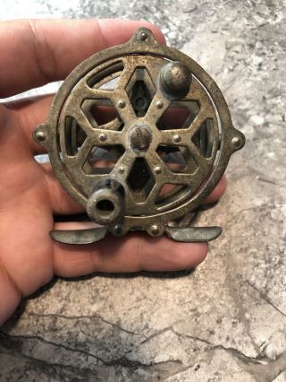 Vintage Snowflake Design Fishing Reel Early Fly Decorate Ice
