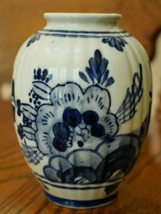 Vintage/Antique Hand Decorated Flo Blue and White Jar Hand Painted 2