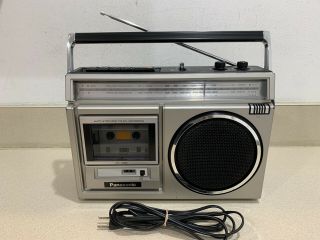Vintage Panasonic Rx - 1460 Mini Boombox Am/fm/cassette Radio.