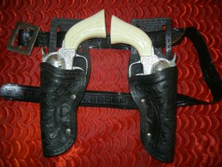 Vintage Toy Double Cap Gun And Holster - Western Pony Boy Pistol W Belt