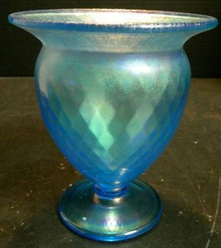 Vintage Fenton Footed Iridescent Light Blue Optic Diamond Vase 6 " X 5.  25 " Excell