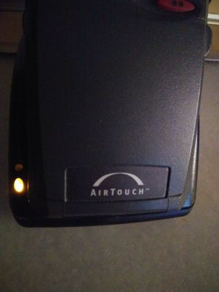 Vintage Motorola Microtac 650e Flip Cell Phone Micro Tac 650 W/acc.  -