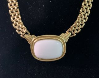 Vintage Trifari Gold Tone White Necklace 17” 2