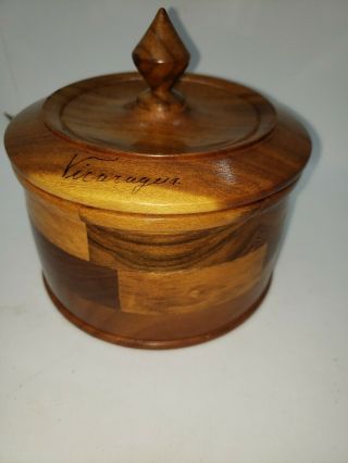 Vintage Nicaraguan Nicaragua Turned Tropical Wood Covered Bowl Box Souvenir 1