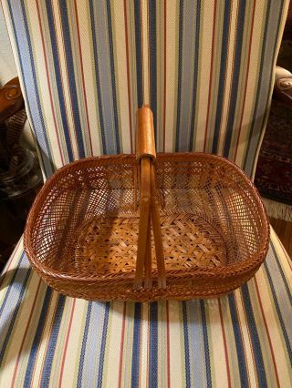 Large Vintage Ratan Woven Wicker W/handle Gathering Basket Storage Bread Decor
