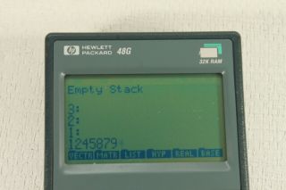 HEWLETT PACKARD 48G,  32K RAM,  vintage calculator.  (ref D 268) 2
