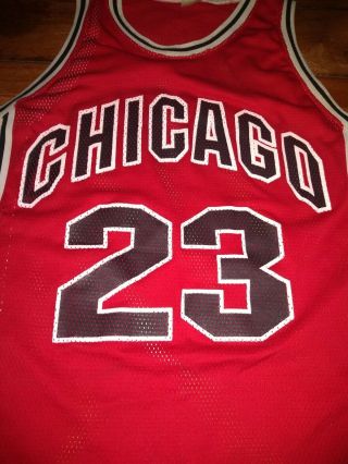 Michael Jordan 23 NBA Chicago Bulls Vintage Jersey Men’s Size Large chest 48 