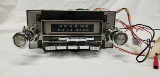Vintage Am Fm Car Stereo 8 Track Radio Mdd - 2560 - C