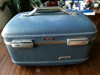 Vintage American Tourister Tri - Taper Train Makeup Case Blue Hard Luggage 1960s